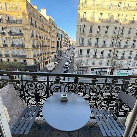 Appartemment Rue De La Republique, Joli Et Moderne Au Coeur Du Centre Marseille Luaran gambar